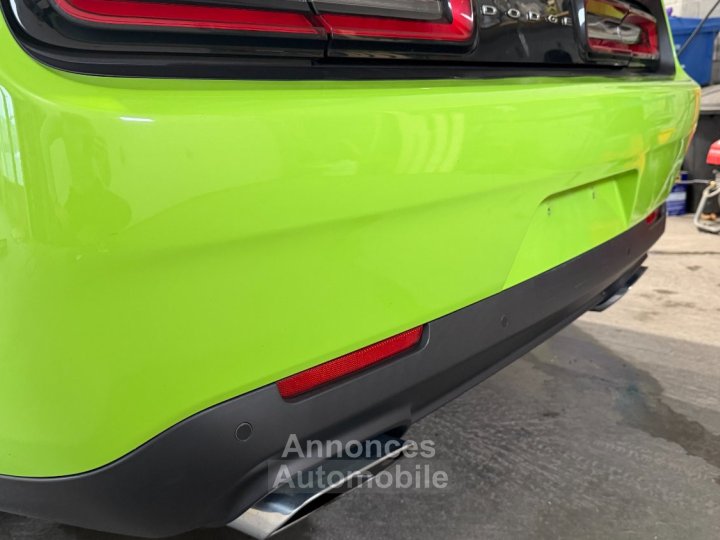 Dodge Challenger RT plus - 24