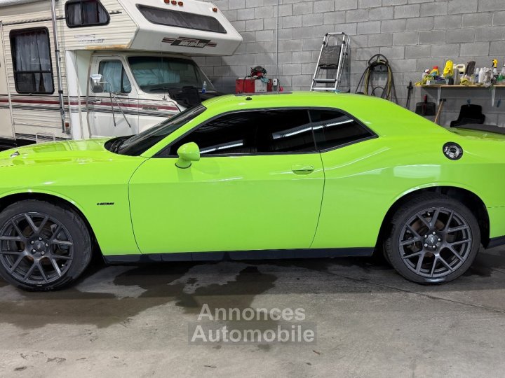 Dodge Challenger RT plus - 30