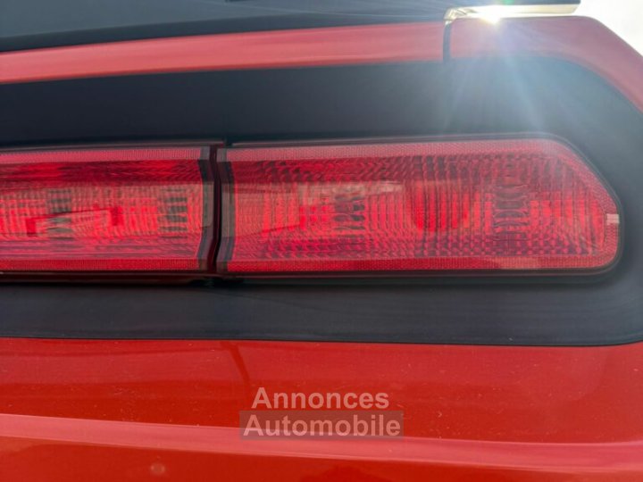 Dodge Challenger SRT8 61L - 6