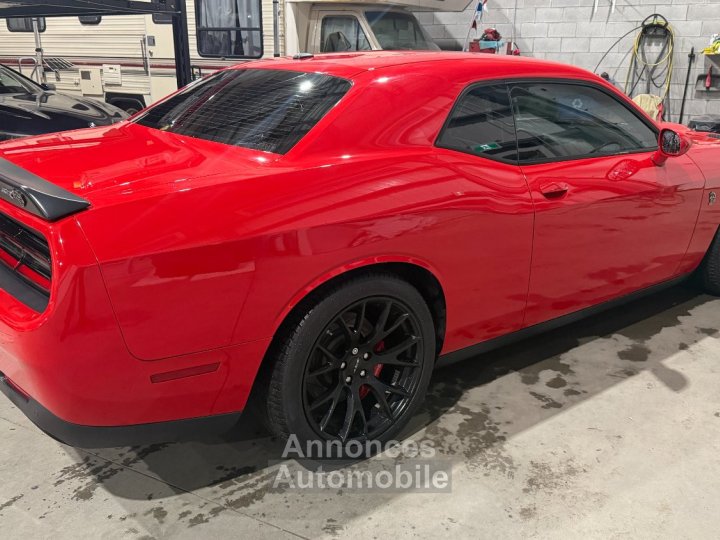 Dodge Challenger Hellcat - 2