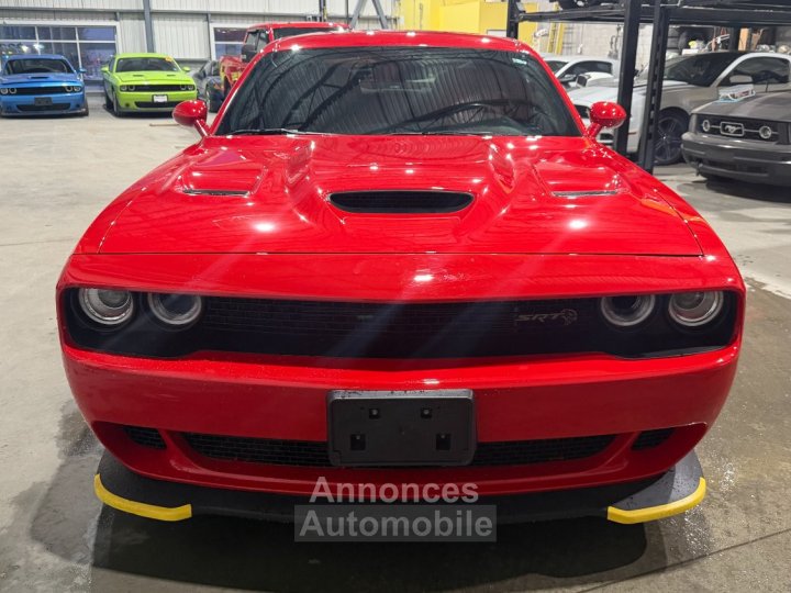 Dodge Challenger Hellcat - 10