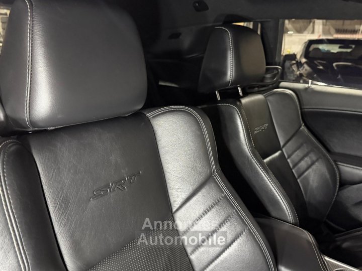 Dodge Challenger Hellcat - 24