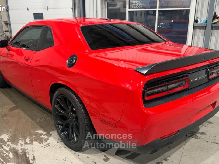 Dodge Challenger hellcat - 2