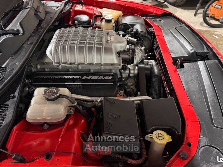 Dodge Challenger hellcat - 3