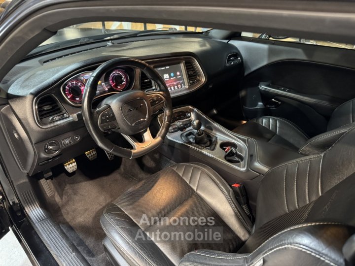 Dodge Challenger SRT HELLCAT 707 CV / toit ouvrant / boite manuelle - 8
