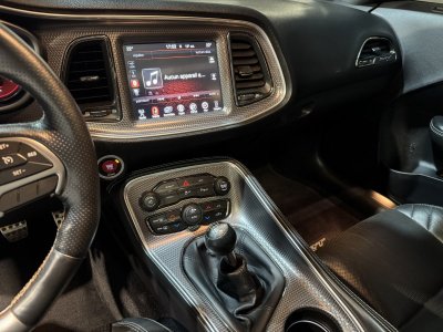 Dodge Challenger SRT HELLCAT 707 CV / toit ouvrant / boite manuelle   - 13