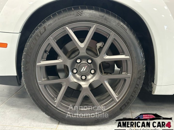 Dodge Challenger R/T%2B V8 57 370ch - 9