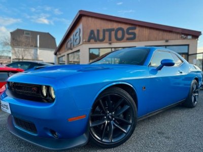 Dodge Challenger V8 64 SCAT PACK 492ch BOITE AUTOMATIQUE BLEU SYSTEME AUDIO ALPINE   - 2