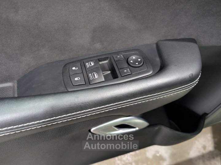 Dodge Challenger SRT 392 V8 64L HEMI - 19