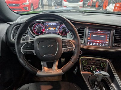 Dodge Challenger SRT 392 V8 64L HEMI - 23