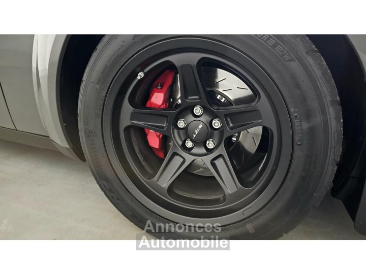 Dodge Challenger DEMON V8 62L - 15