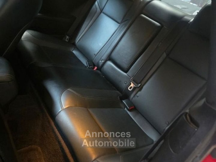 Dodge Challenger SXT + - 4