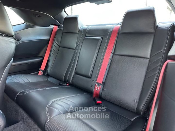 Dodge Challenger SRT Hellcat - V8 62 717ch - 15