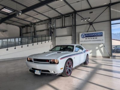 Dodge Challenger 57L V8 HEMI MDS VVT   - 1