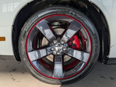 Dodge Challenger 57L V8 HEMI MDS VVT   - 10