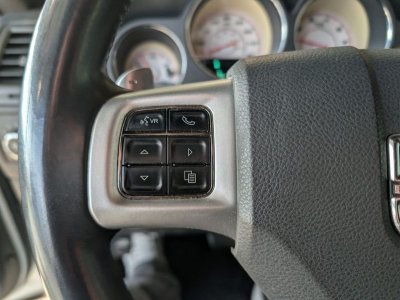 Dodge Challenger 57L V8 HEMI MDS VVT   - 25