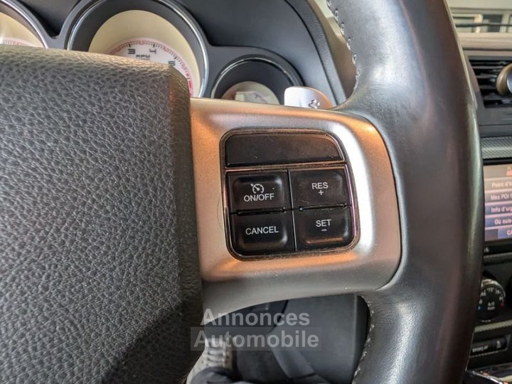 Dodge Challenger 57L V8 HEMI MDS VVT - 26