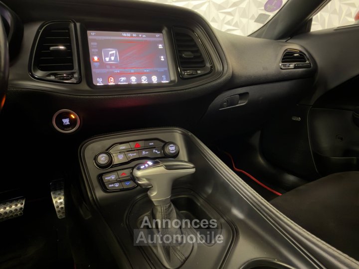 Dodge Challenger 57 V8 375ch HEMI RT%2B - 16