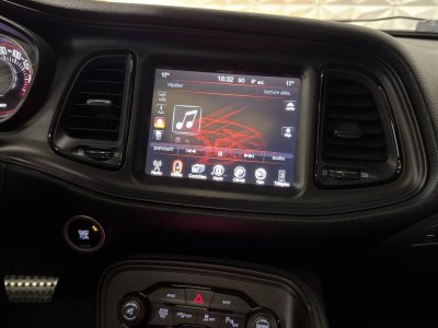 Dodge Challenger 57 V8 375ch HEMI RT%2B   - 17