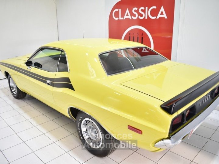 Dodge Challenger 340 CI - 15