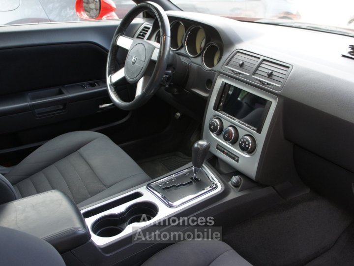 Dodge Challenger 35 V6 BVA 250 CH ( carte grise fran&ccedil;aise ) - 10