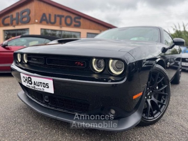 Dodge Challenger V8 64 Scat Pack 492ch bo&icirc;te automatique NAVIGATION AUDIO ALPINE - 1