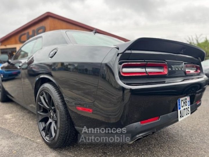 Dodge Challenger V8 64 Scat Pack 492ch bo&icirc;te automatique NAVIGATION AUDIO ALPINE - 5