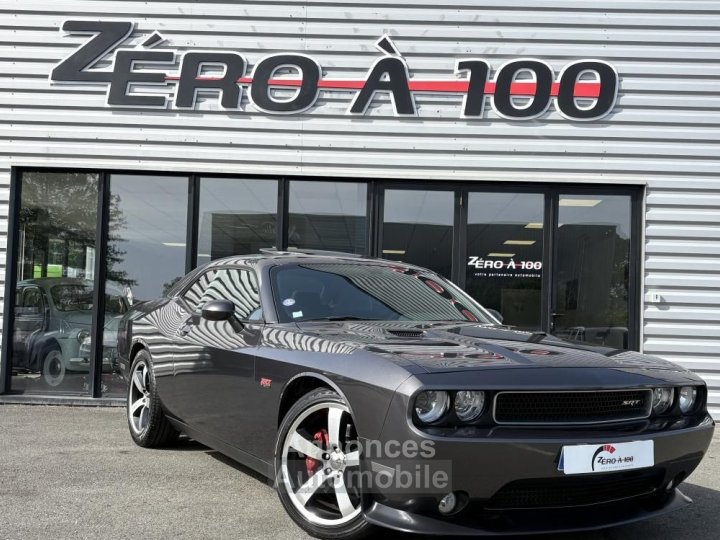 Dodge Challenger SRT8 6,4l V8 477ch ( ligne sur mesure, toit ouvrant, si&egrave;ge et volant chauffant) - 1
