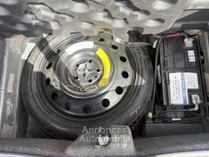 Dodge Challenger SRT8 6,4l V8 477ch ( ligne sur mesure, toit ouvrant, si&egrave;ge et volant chauffant) - 7
