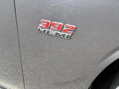 Dodge Challenger SRT8 6,4l V8 477ch ( ligne sur mesure, toit ouvrant, si&egrave;ge et volant chauffant)   - 18