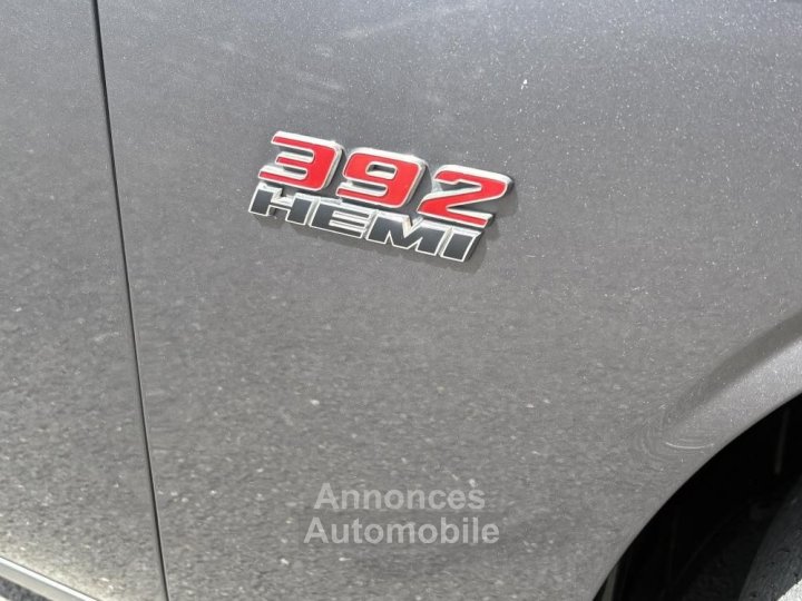 Dodge Challenger SRT8 6,4l V8 477ch ( ligne sur mesure, toit ouvrant, si&egrave;ge et volant chauffant) - 18