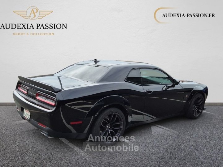 Dodge Challenger RT Scat Pack Widebody V8 64 492cv - 2