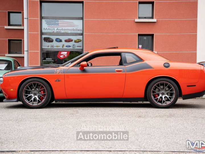 Dodge Challenger 64 V8 SRT Trans America / Clean Carfax - 4