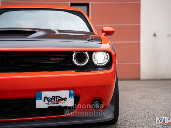 Dodge Challenger 64 V8 SRT Trans America / Clean Carfax - 13