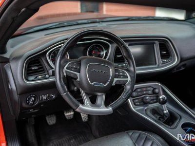 Dodge Challenger 64 V8 SRT Trans America / Clean Carfax   - 20