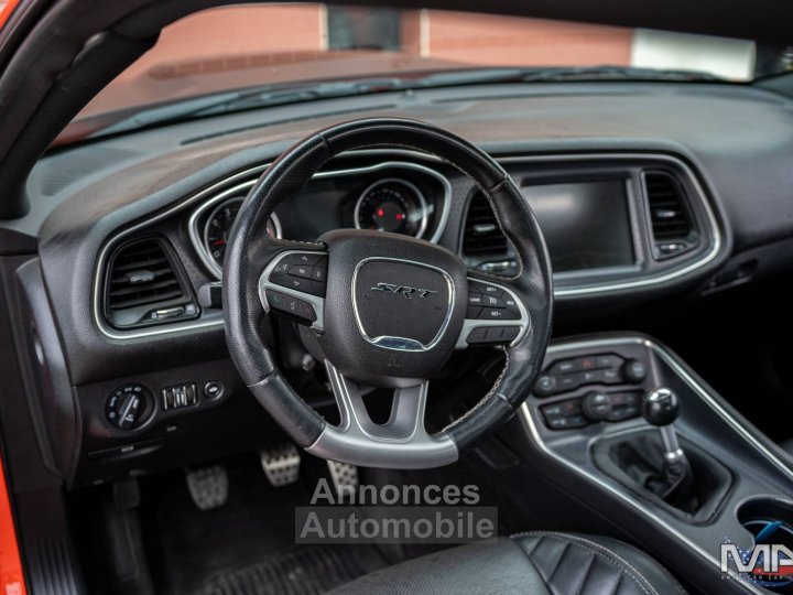 Dodge Challenger 64 V8 SRT Trans America / Clean Carfax - 20