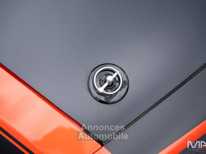 Dodge Challenger 64 V8 SRT Trans America / Clean Carfax - 29