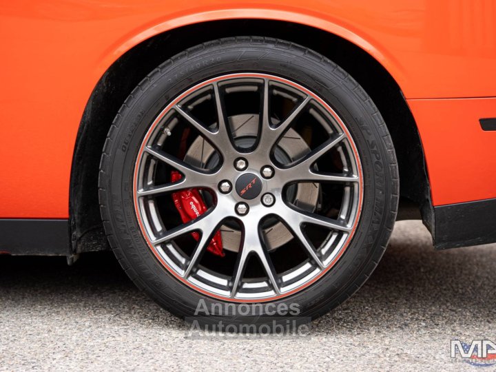 Dodge Challenger 64 V8 SRT Trans America / Clean Carfax - 31