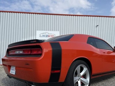 Dodge Challenger SRT8 61L   - 30