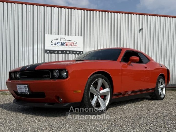 Dodge Challenger SRT8 61L - 34