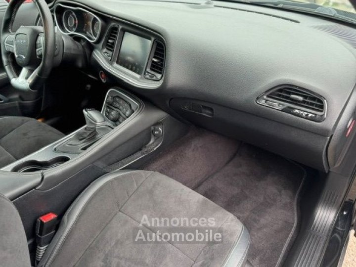 Dodge Challenger srt cuir alcantara 492 ch din 1ere main toit ouvrant - 3