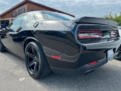Dodge Challenger hellcat srt 717ch din noir 1ere main systeme audio harmann kardon - 5