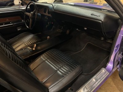 Dodge Challenger 1970 V8 383ci Plum Crazy   - 7