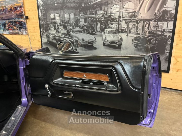 Dodge Challenger 1970 V8 383ci Plum Crazy - 9