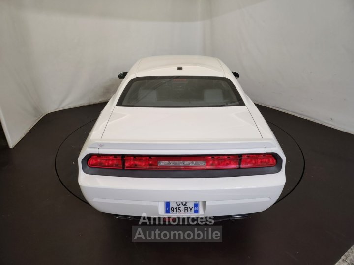 Dodge Challenger RT - 13