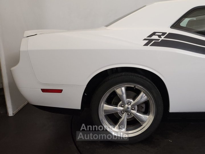 Dodge Challenger RT - 15