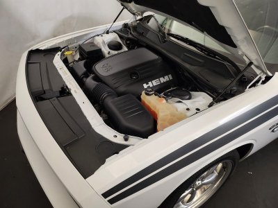 Dodge Challenger RT   - 42