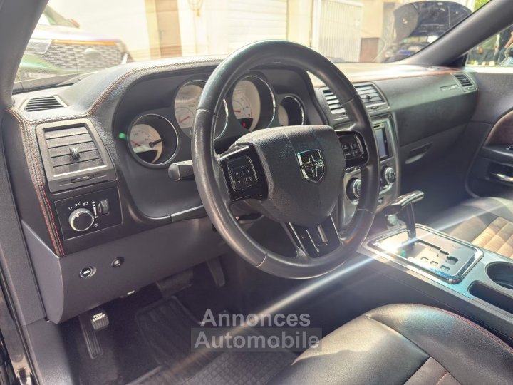 Dodge Challenger 36 V6 * Bo&icirc;te Auto * Alcantara * Cam&eacute;ra * &Eacute;cran Tactile * Pack Sport * Keyless Go - 11