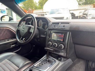 Dodge Challenger 36 V6 * Bo&icirc;te Auto * Alcantara * Cam&eacute;ra * &Eacute;cran Tactile * Pack Sport * Keyless Go   - 13