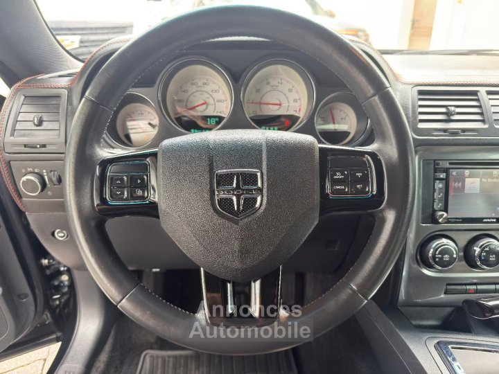 Dodge Challenger 36 V6 * Bo&icirc;te Auto * Alcantara * Cam&eacute;ra * &Eacute;cran Tactile * Pack Sport * Keyless Go - 16